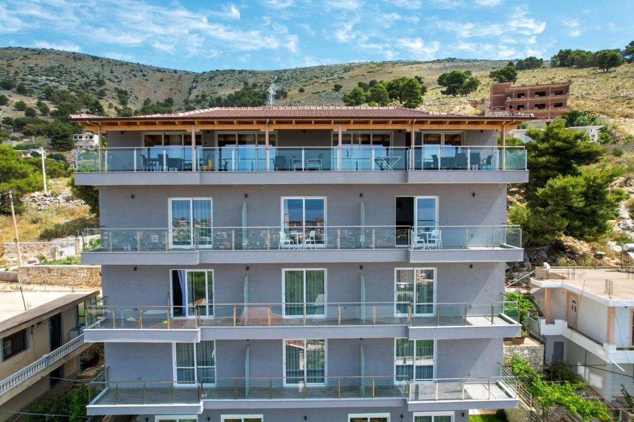 Angel Saranda Palace Exterior photo